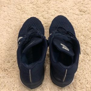 Nike Winflo 5 size 11 men’s